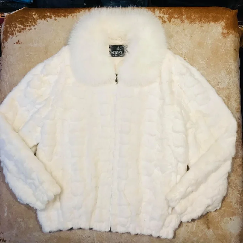 Kashani White Diamond Cut Mink Fur Coat