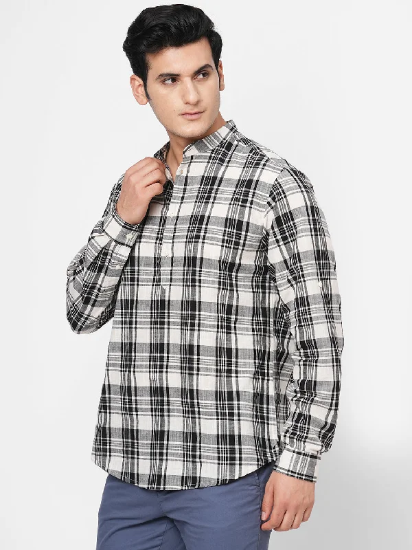 Men's Black Cotton Regular Fit Checked Shirt